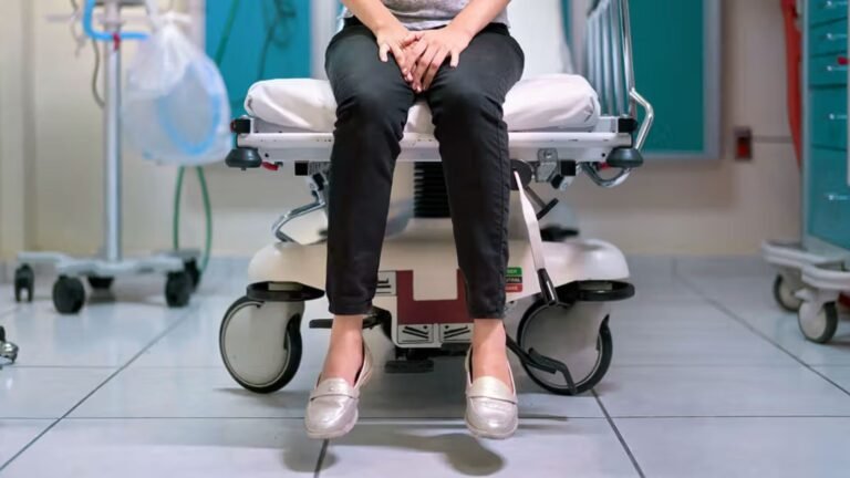 Symptoms of a UTI and When to See a Doctor